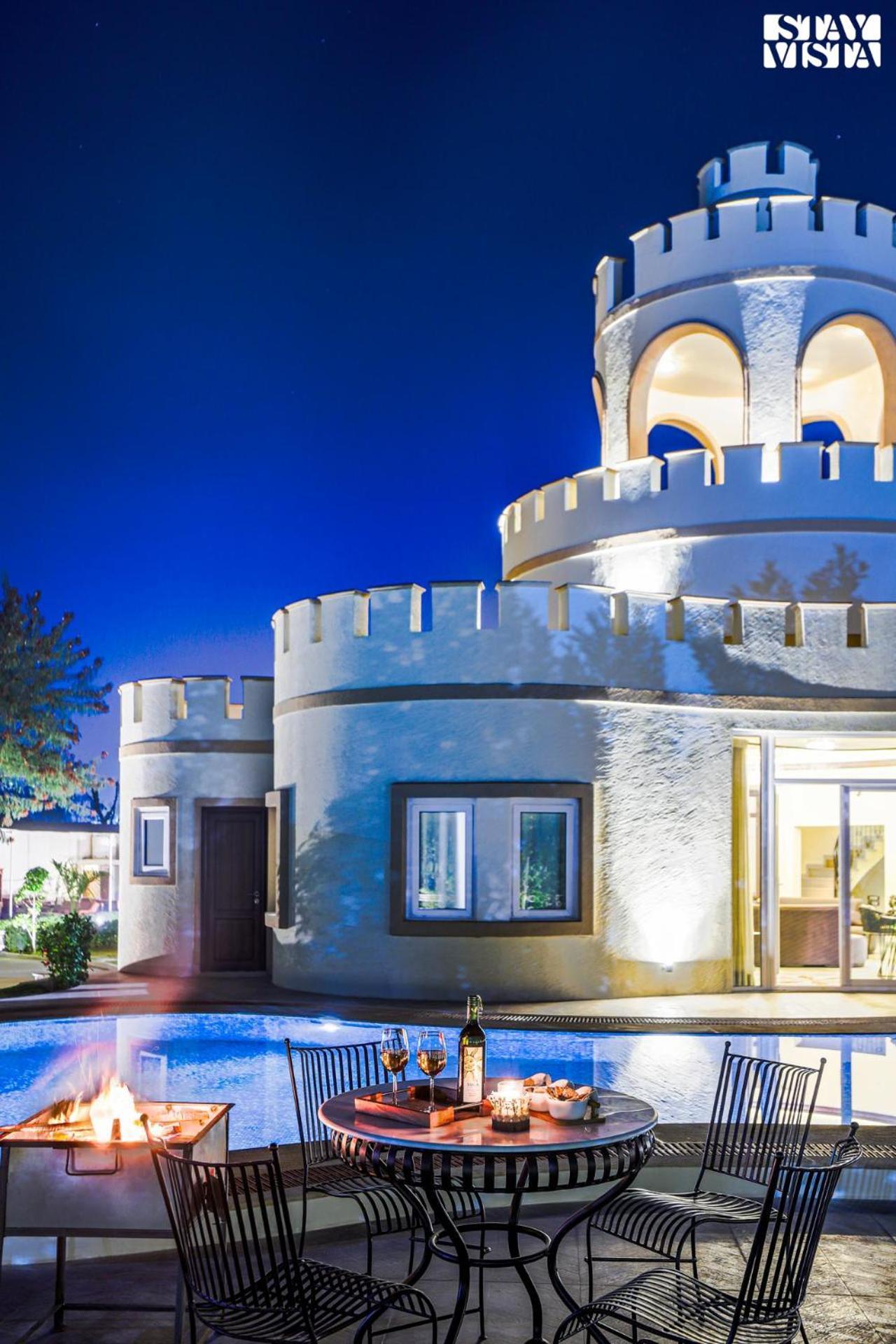 Stayvista'S Mystic Castle With Terrace, Swimming Pool, Lawn With Gazebo ジャイプール エクステリア 写真