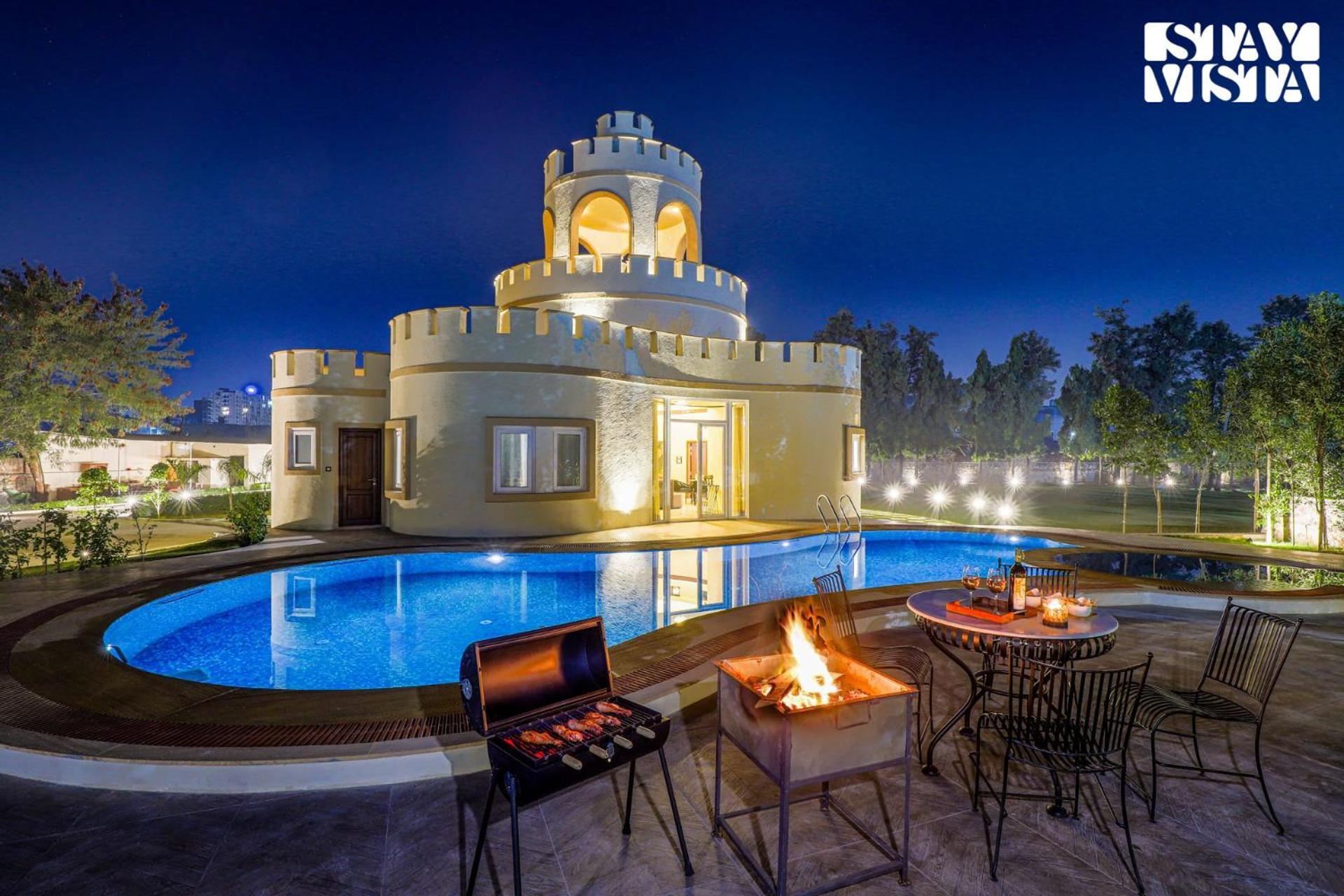 Stayvista'S Mystic Castle With Terrace, Swimming Pool, Lawn With Gazebo ジャイプール エクステリア 写真